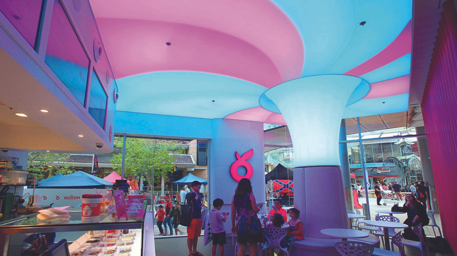 RGB Dynamic Stretch Ceiling