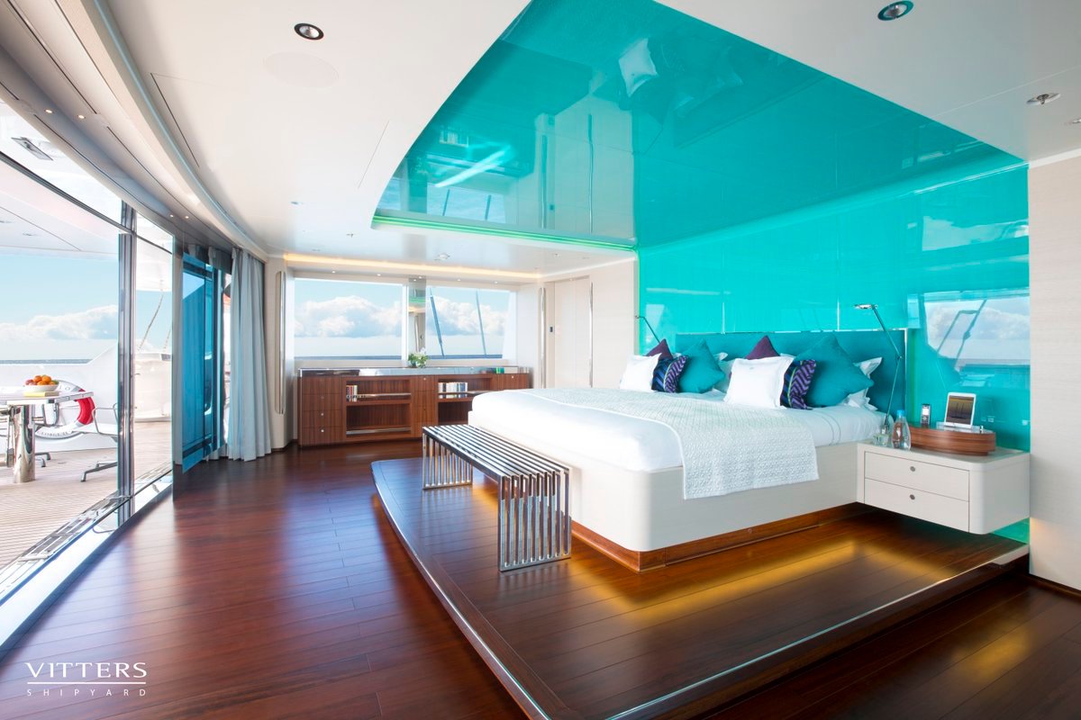 Lacquer Stretch Ceiling